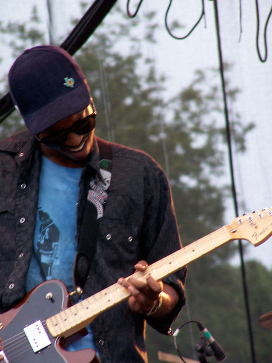 lolla09-blackjoelewis