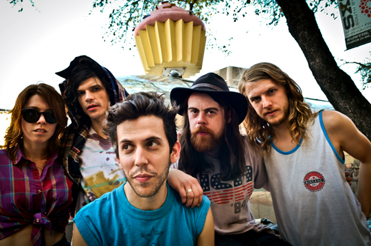 grouplove1