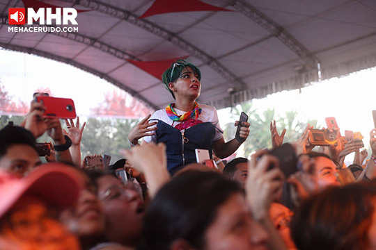 lp vive latino fan