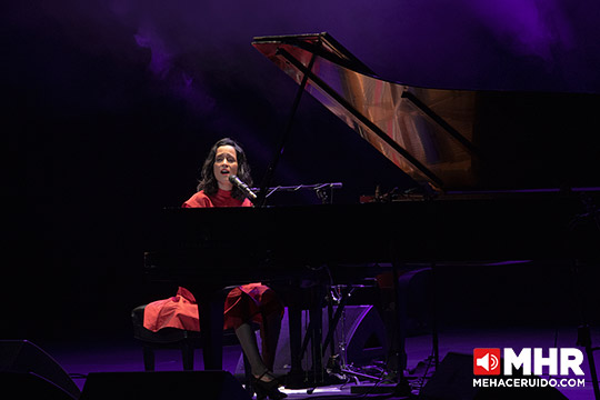 julieta venegas