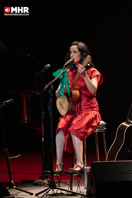 julieta venegas