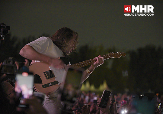 idles corona capital