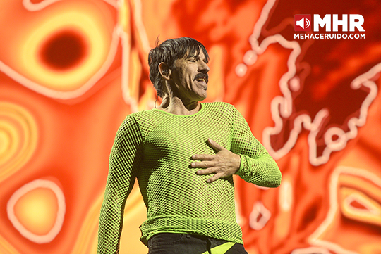 red hot chili peppers vive latino