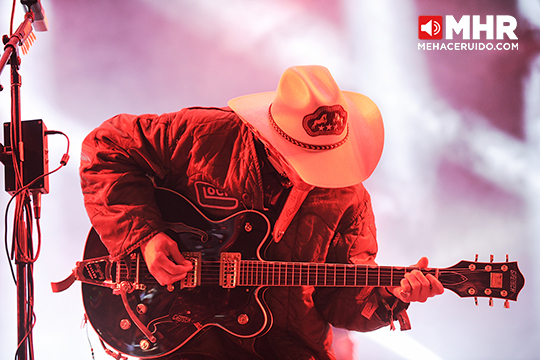 portugal the man vive latino