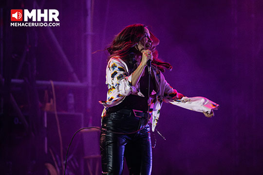 alanis morisette tecate emblema