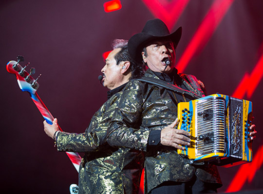 los tigres del norte palacio deportes
