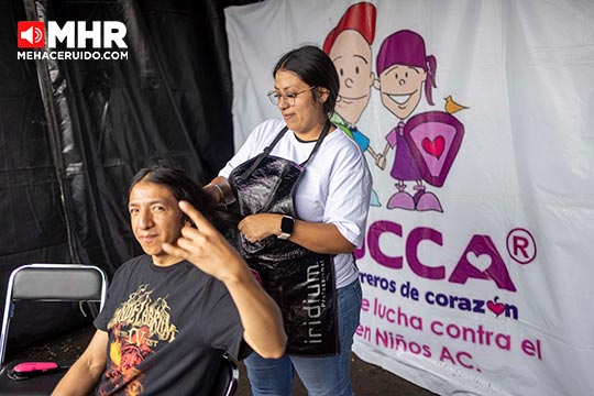 alucca pelo metal cancer candelabrum