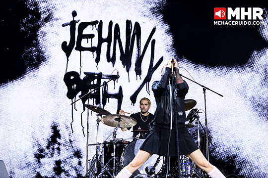 jehnny beth corona capital