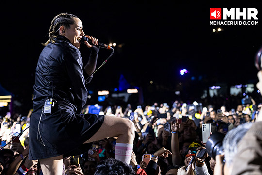 jehnny beth corona capital