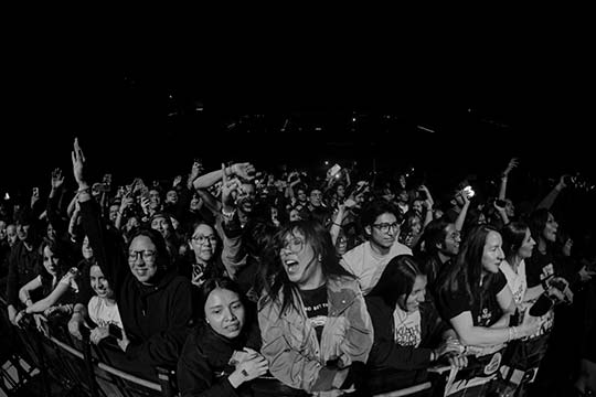 nothing but thieves pepsi center