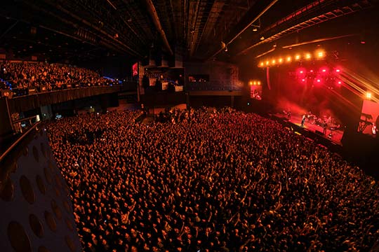 nothing but thieves pepsi center
