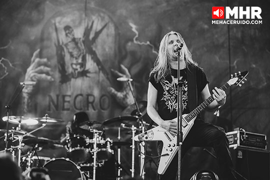 LIK CANDELABRUM METAL FEST