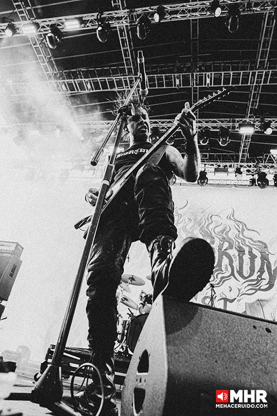 MISPYRMING CANDELABRUM METAL FEST