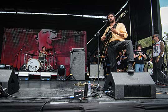 perra brava warped mexico