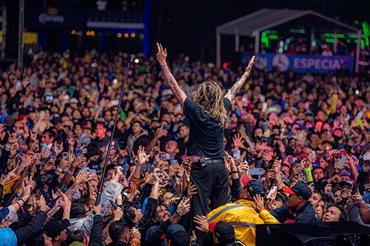 underoath warped mexico