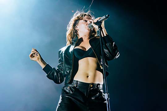 tove lo pepsi center mexico