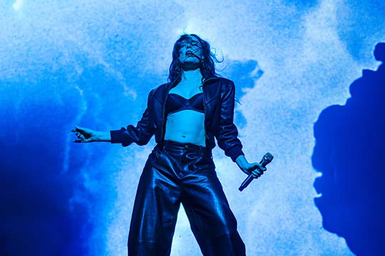 tove lo pepsi center mexico